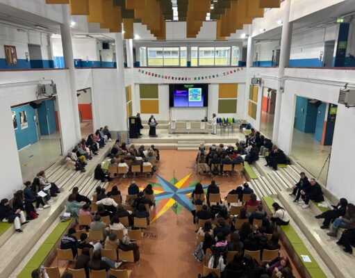 Al Liceo Fermi la parola diventa consapevolezza: premiati i giovani del concorso “Impara a dire no”